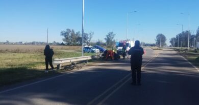 Falleció un ciclista atropellado por una camioneta en Leones.